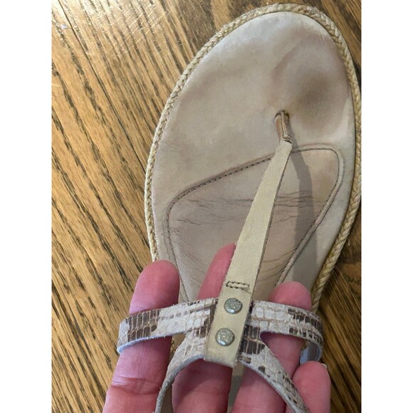 UGG Sandal Thong - 7 - Picture 2 of 5